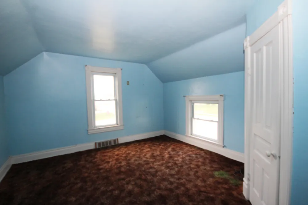 304 E Prairie Street Vicksburg, MI 49097