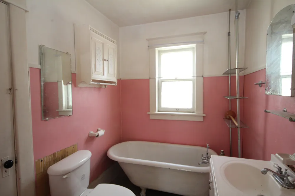 304 E Prairie Street Vicksburg, MI 49097