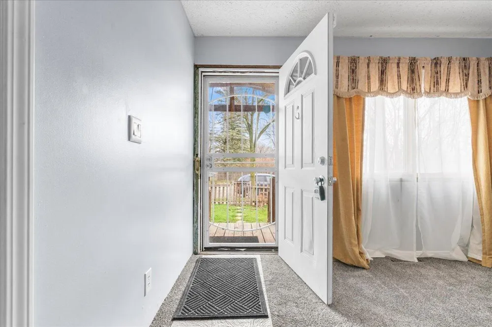 4924 Pleasant Grove Road Lansing, MI 48910