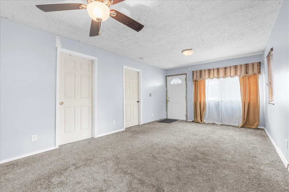 4924 Pleasant Grove Road Lansing, MI 48910