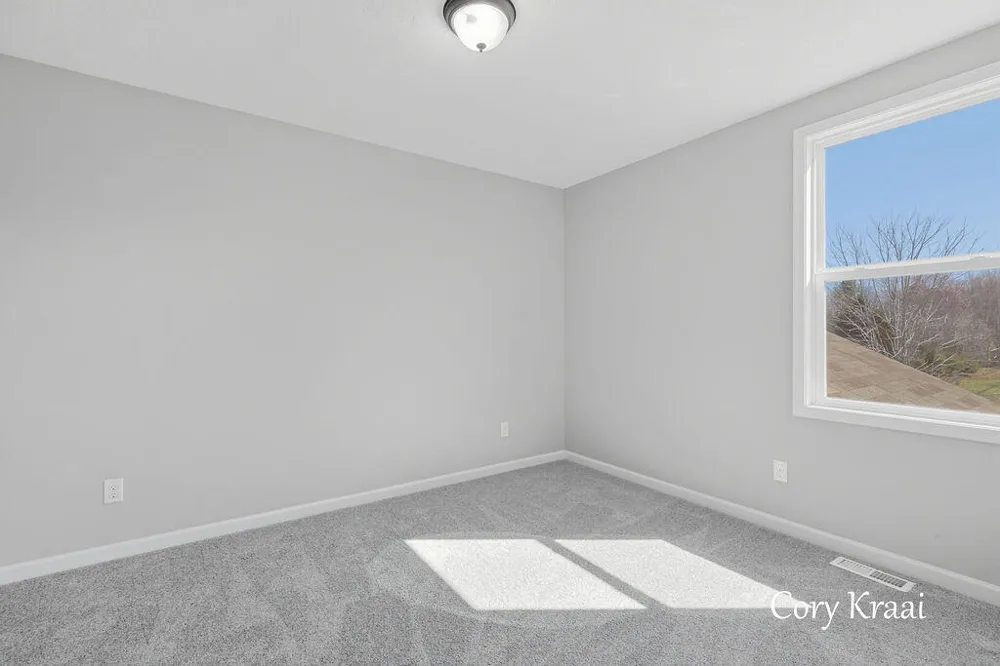 6233 Norfolk Drive Norton Shores, MI 49444