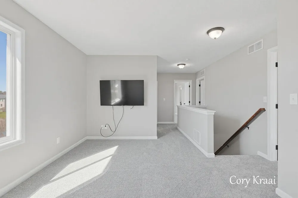 6233 Norfolk Drive Norton Shores, MI 49444