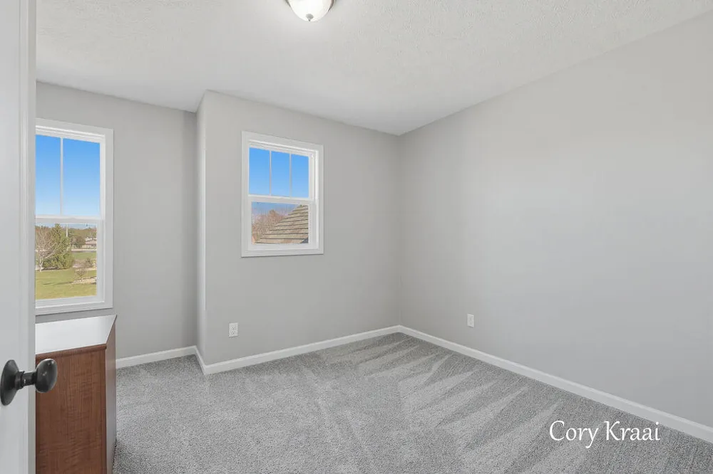 6233 Norfolk Drive Norton Shores, MI 49444