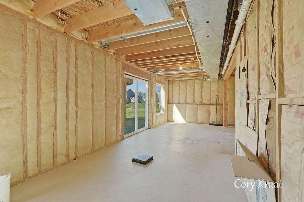 6233 Norfolk Drive Norton Shores, MI 49444