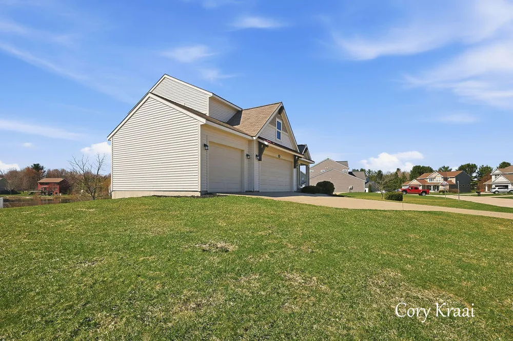 6233 Norfolk Drive Norton Shores, MI 49444
