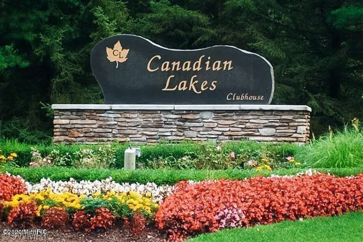 6798 Beechnut Ridge Canadian Lakes, MI 49346