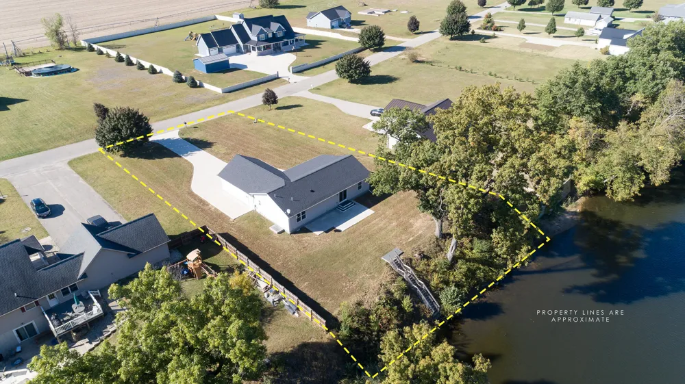 135 Jeremy Street Constantine, MI 49042