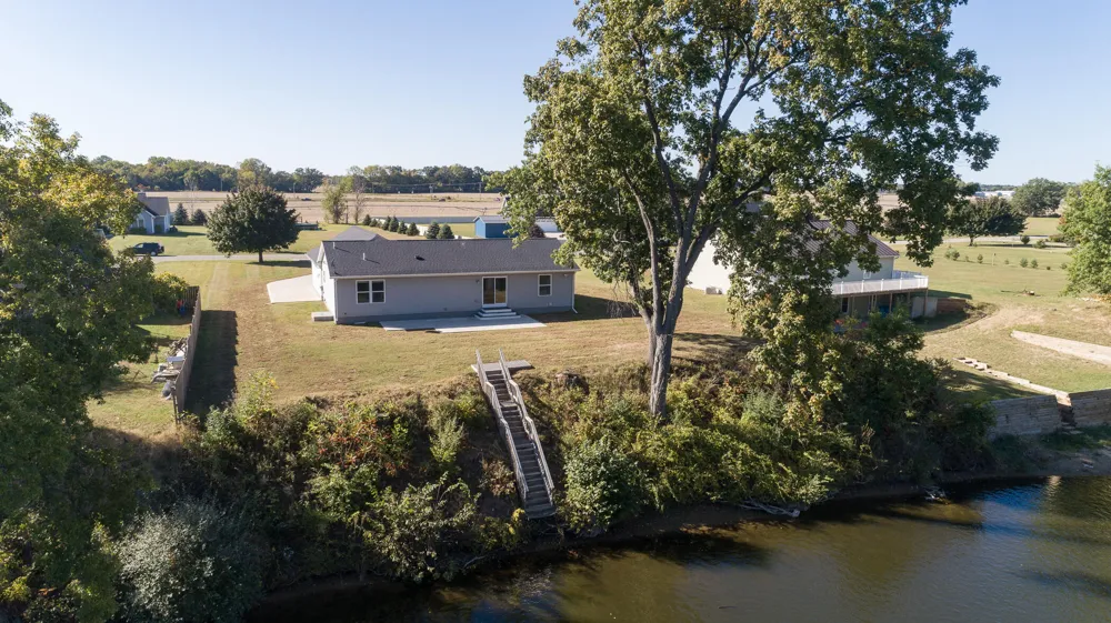 135 Jeremy Street Constantine, MI 49042