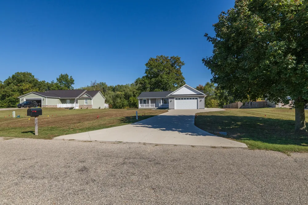 135 Jeremy Street Constantine, MI 49042