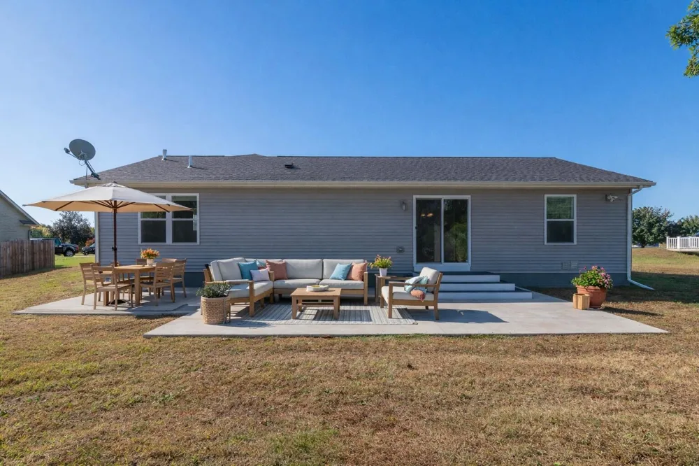 135 Jeremy Street Constantine, MI 49042