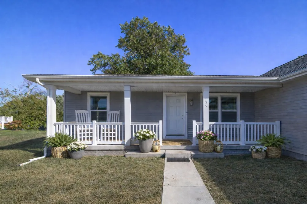 135 Jeremy Street Constantine, MI 49042