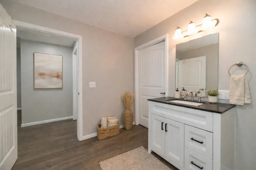 135 Jeremy Street Constantine, MI 49042