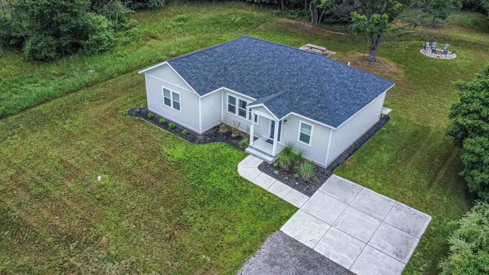 7920 W Juniper Beach Road Mears, MI 49436