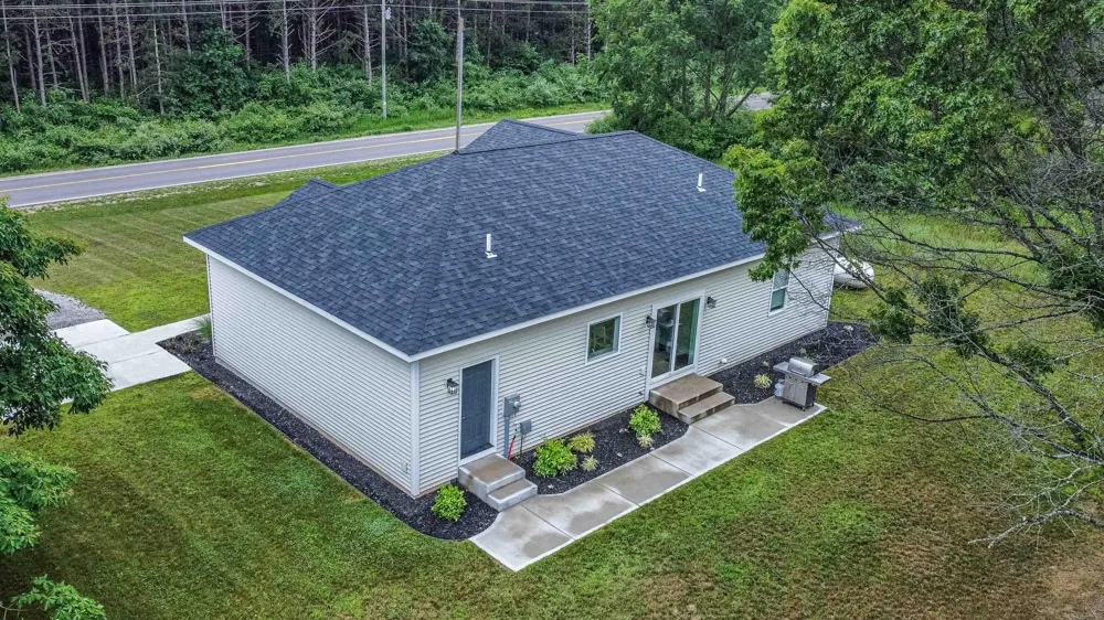 7920 W Juniper Beach Road Mears, MI 49436