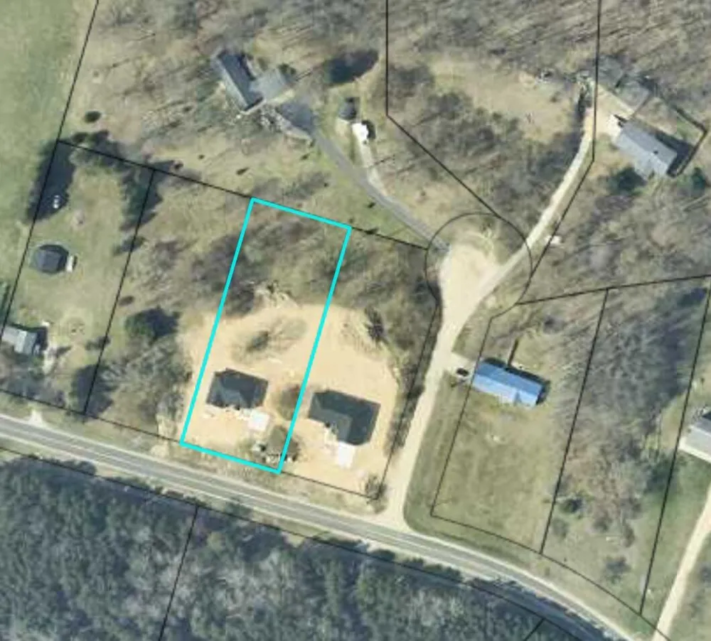 7920 W Juniper Beach Road Mears, MI 49436