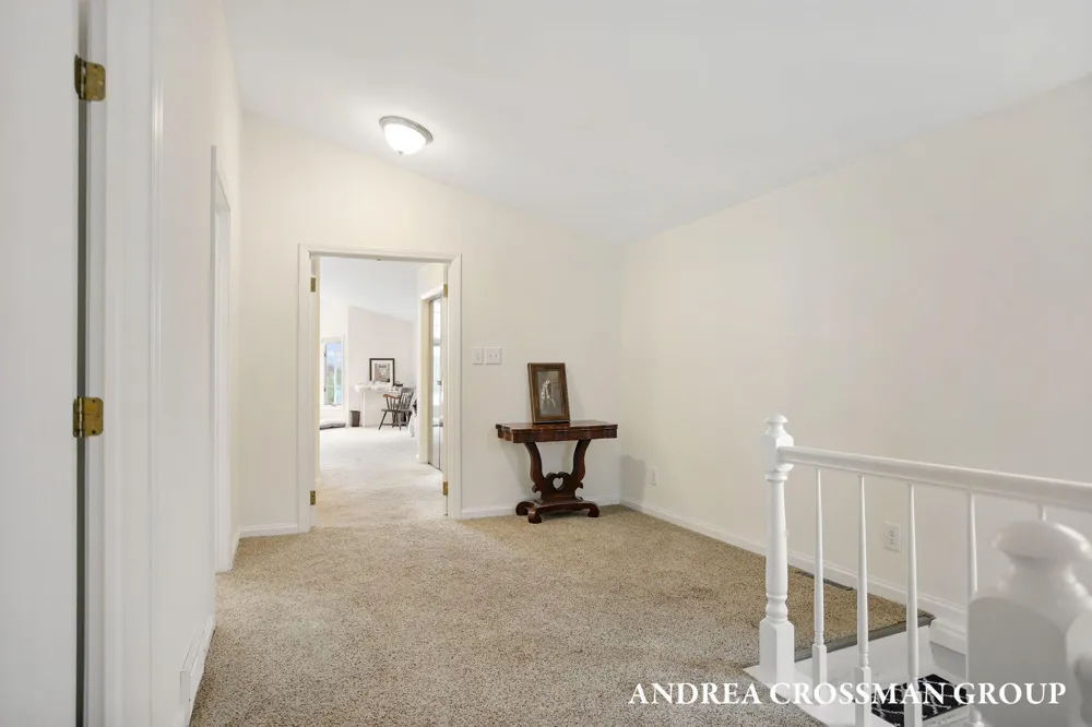 567 Breezy Bluff Street Battle Creek, MI 49015