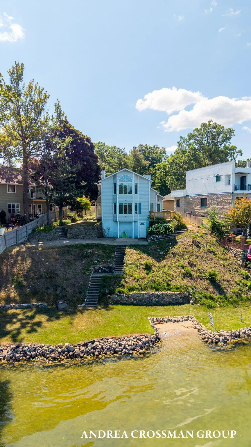 567 Breezy Bluff Street Battle Creek, MI 49015
