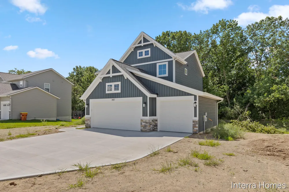 1417 Kimber Drive Lowell, MI 49331