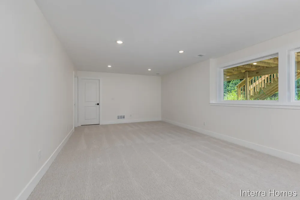 1417 Kimber Drive Lowell, MI 49331