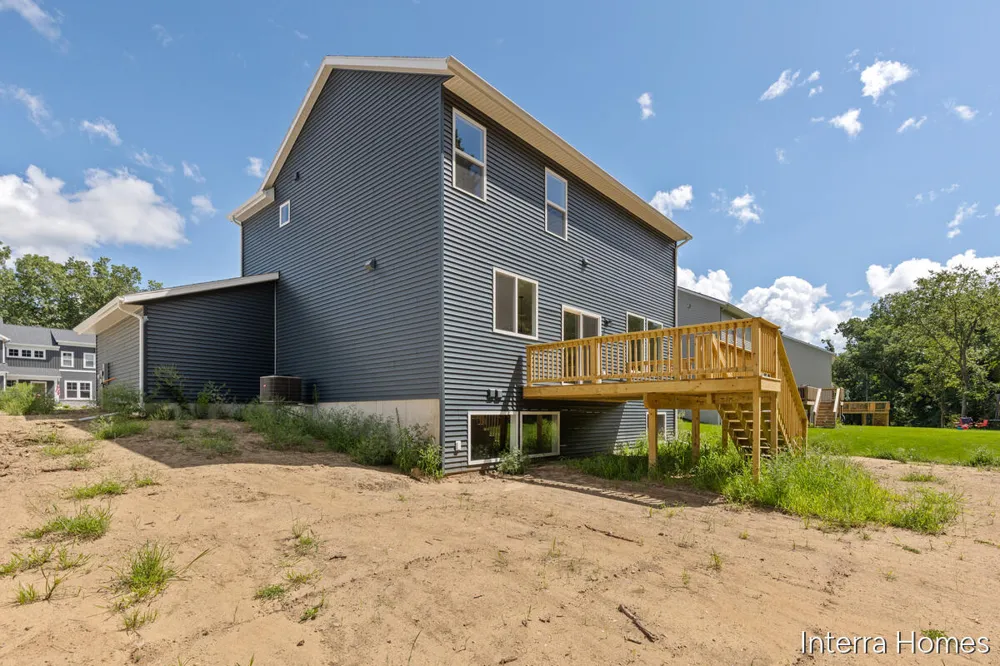 1417 Kimber Drive Lowell, MI 49331