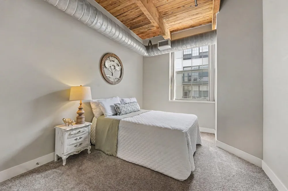 940 Monroe Avenue NW #338 Grand Rapids, MI 49503