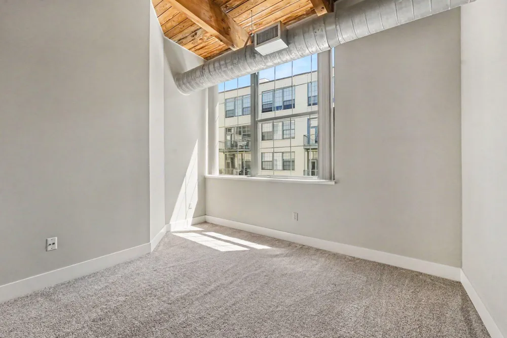 940 Monroe Avenue NW #338 Grand Rapids, MI 49503