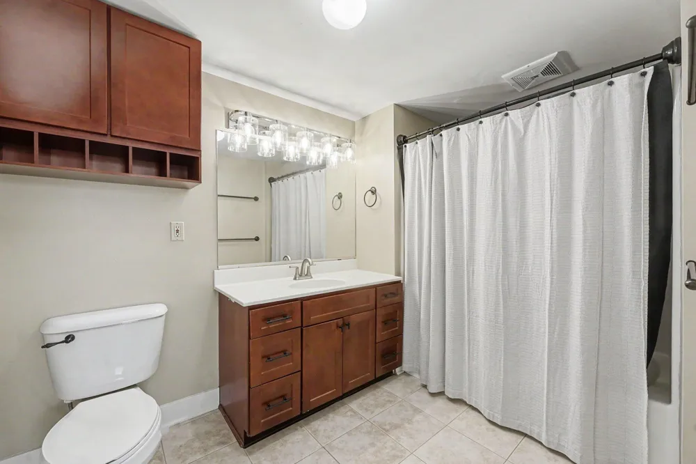 940 Monroe Avenue NW #338 Grand Rapids, MI 49503