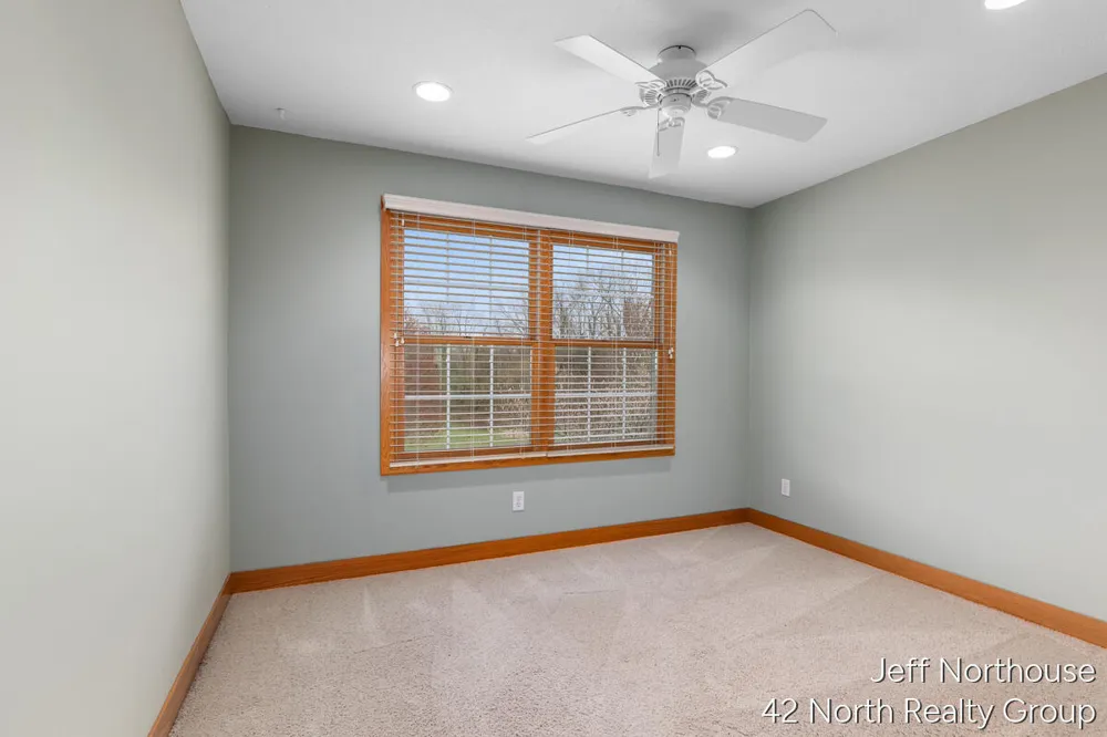 7553 Willow Pointe Drive Caledonia, MI 49316