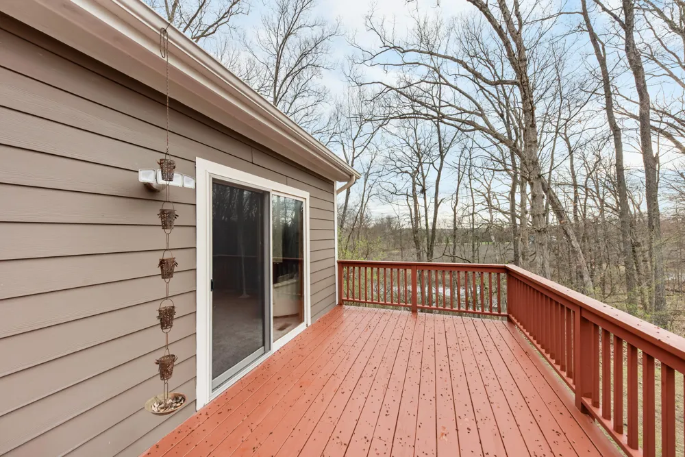 11460 Hearthside Drive Pinckney, MI 48169