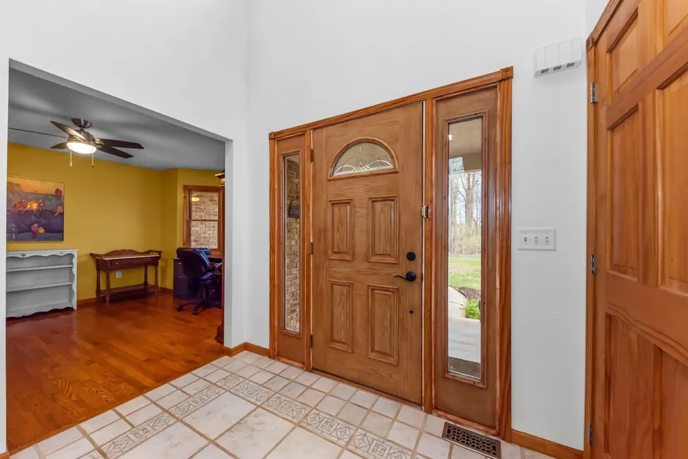 11460 Hearthside Drive Pinckney, MI 48169