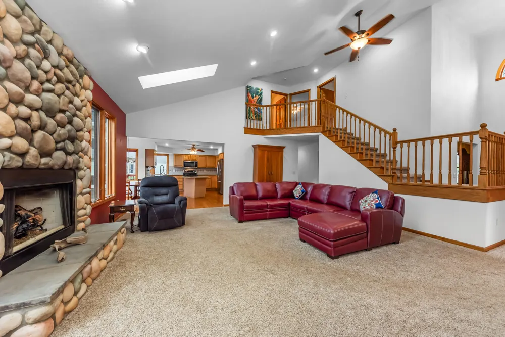 11460 Hearthside Drive Pinckney, MI 48169