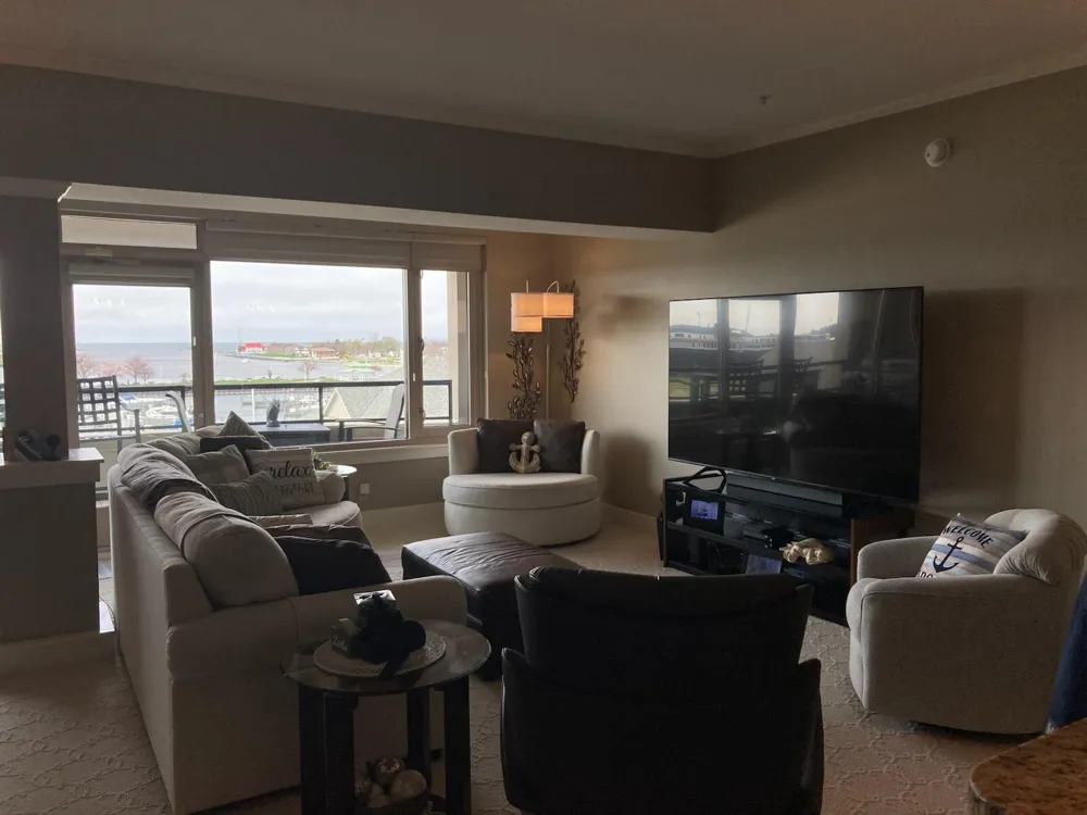 105 W Danaher Street #401 Ludington, MI 49431