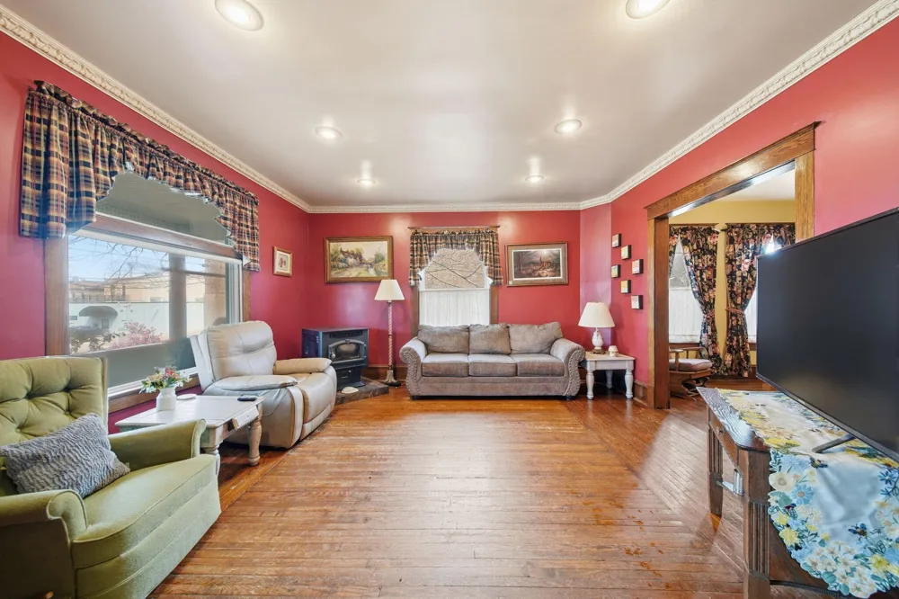 113 Chicago Street Brooklyn, MI 49230