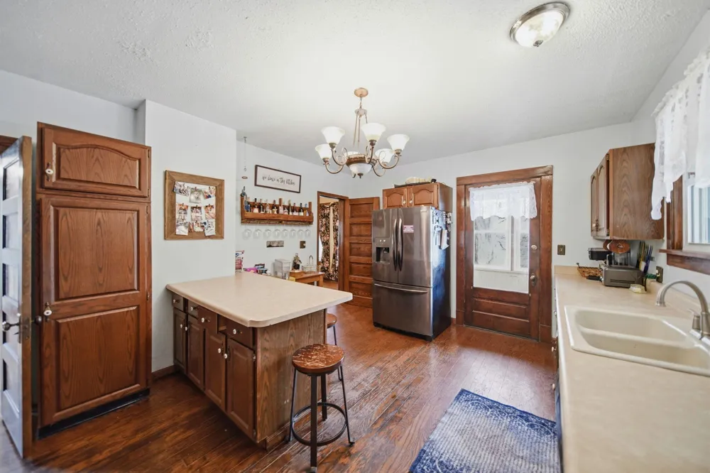 113 Chicago Street Brooklyn, MI 49230