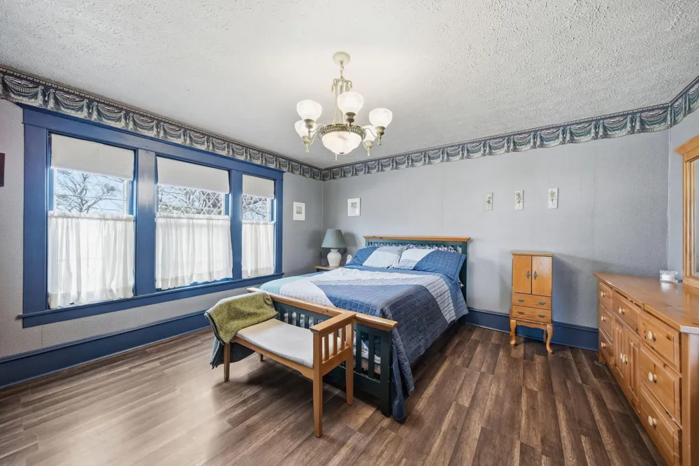 113 Chicago Street Brooklyn, MI 49230