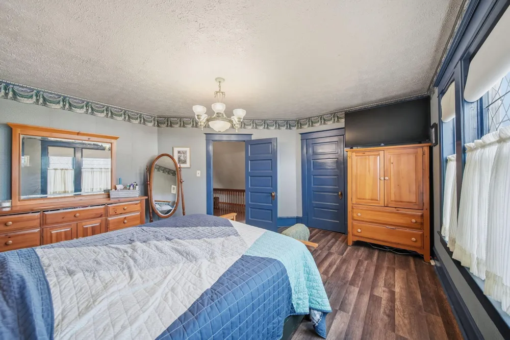 113 Chicago Street Brooklyn, MI 49230