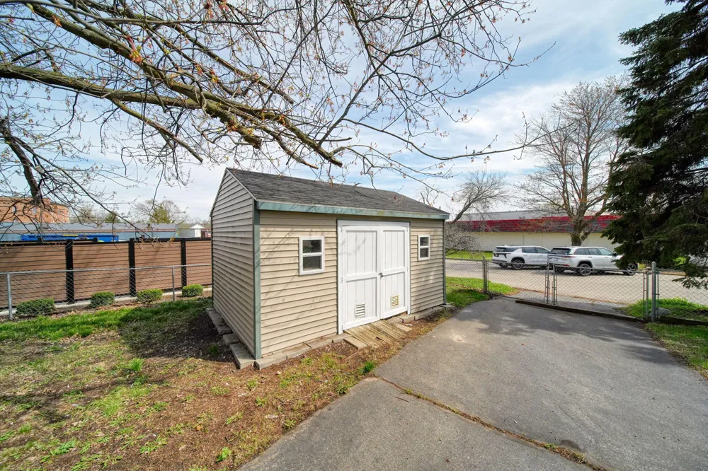 113 Chicago Street Brooklyn, MI 49230