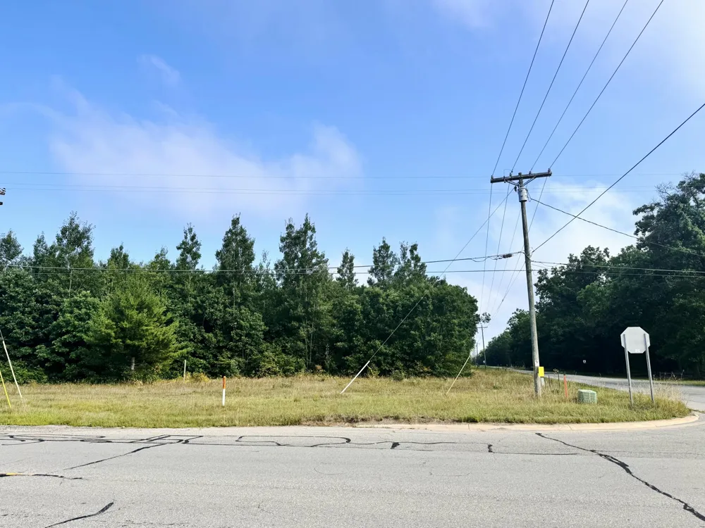 9554 U.S. 10 Branch, MI 49402