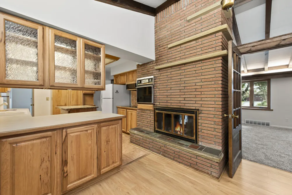 219 Ottawa Drive Troy, MI 48085
