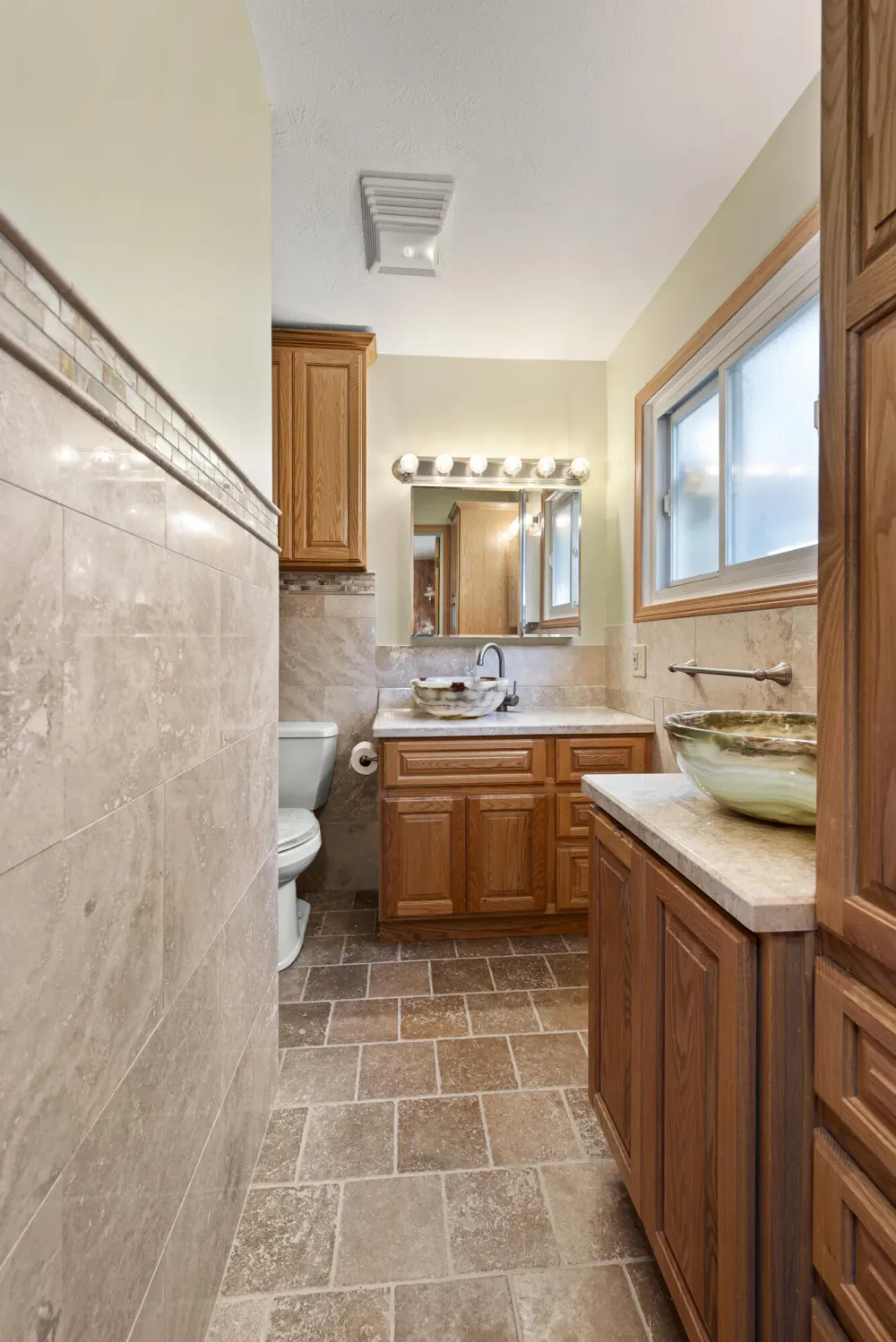 219 Ottawa Drive Troy, MI 48085