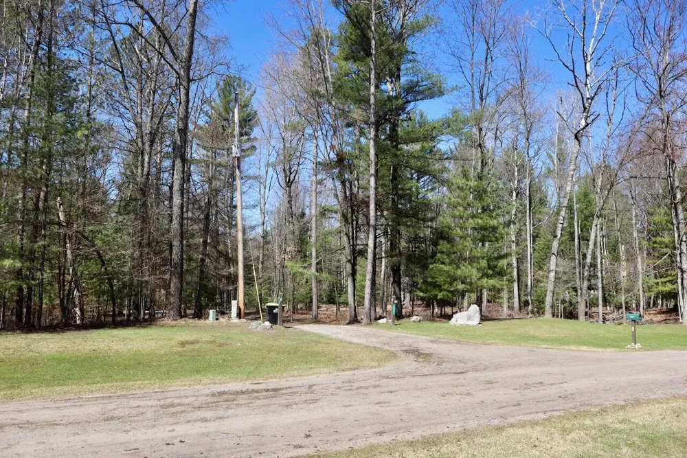 1697 Wildwood Road Sterling, MI 48659