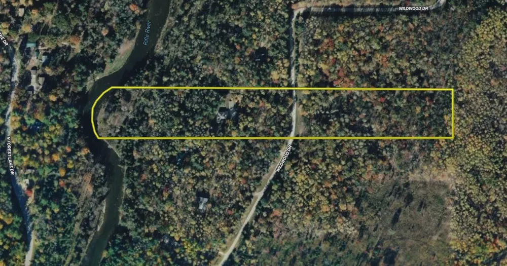1697 Wildwood Road Sterling, MI 48659