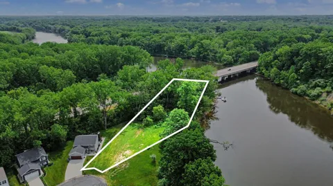 673 S Cygnet Lake Drive