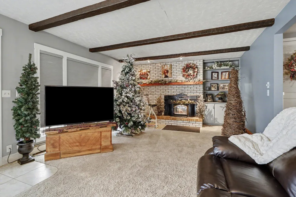 28573 Maystead Road Sturgis, MI 49091