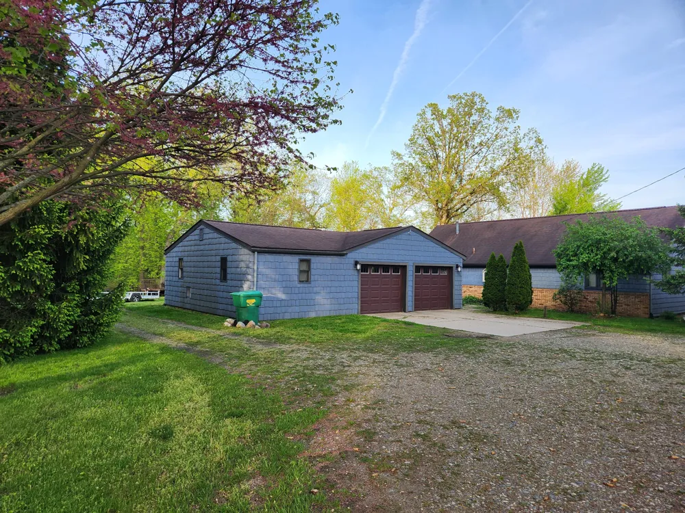 28573 Maystead Road Sturgis, MI 49091