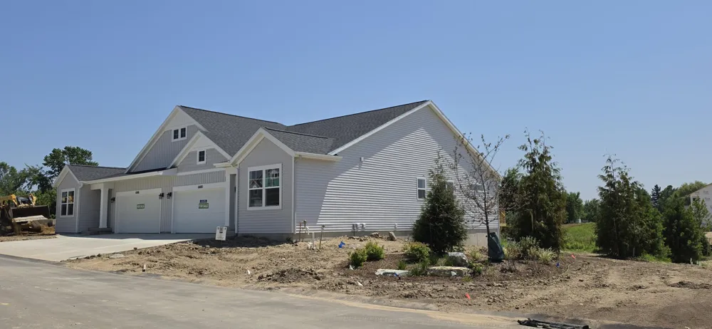 6600 Bellflower Drive SW #9 Zeeland, MI 49464