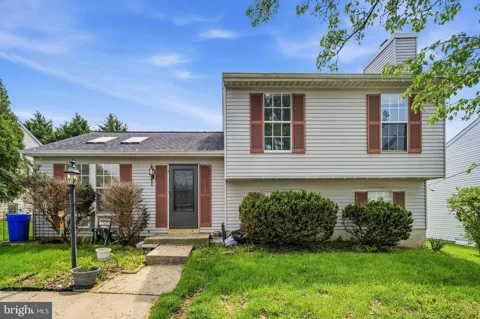 7 BRIARLEAF COURT