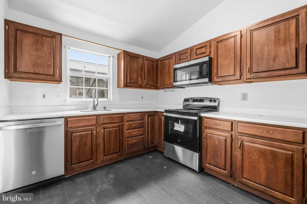 7 BRIARLEAF COURT Baltimore, MD 21228
