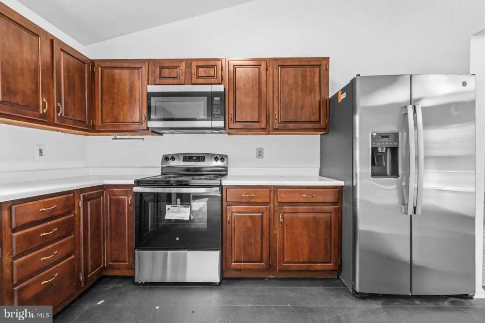 7 BRIARLEAF COURT Baltimore, MD 21228