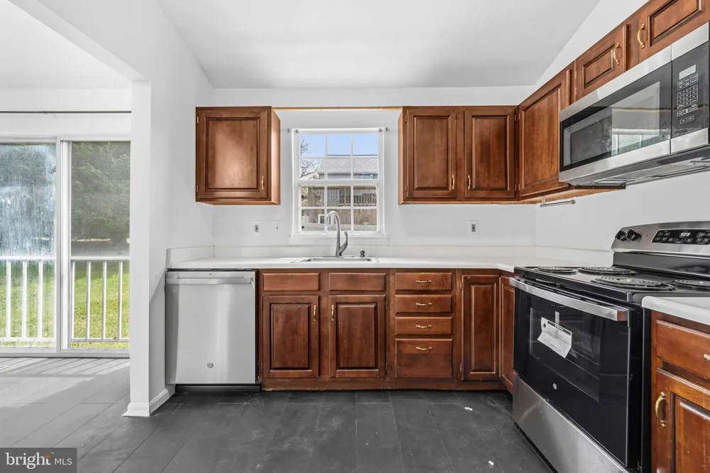 7 BRIARLEAF COURT Baltimore, MD 21228